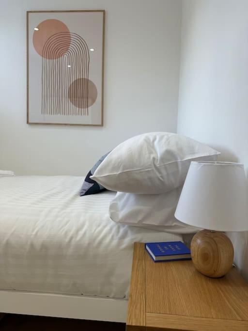 Stylish, Smart & Fun 4 Bed Home 런던 외부 사진