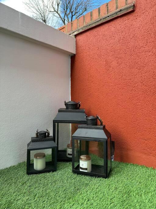 Stylish, Smart & Fun 4 Bed Home 런던 외부 사진