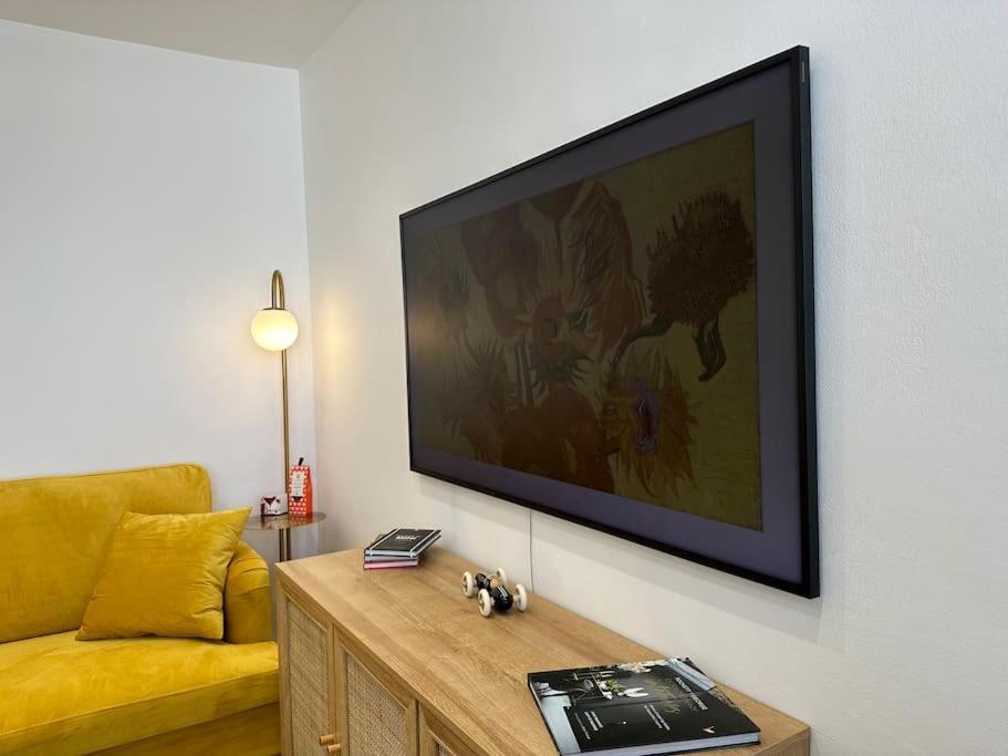 Stylish, Smart & Fun 4 Bed Home 런던 외부 사진