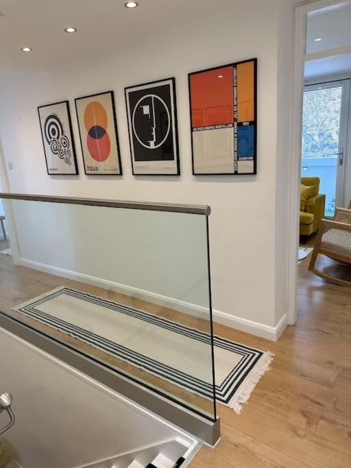 Stylish, Smart & Fun 4 Bed Home 런던 외부 사진