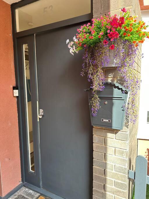 Stylish, Smart & Fun 4 Bed Home 런던 외부 사진