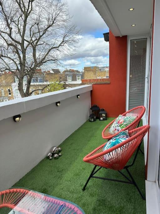 Stylish, Smart & Fun 4 Bed Home 런던 외부 사진
